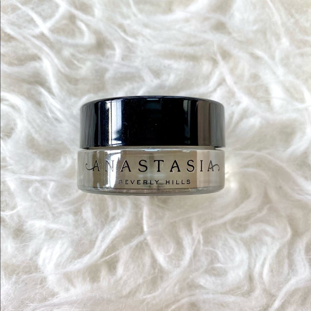 Anastasia Dipbrow Pomade